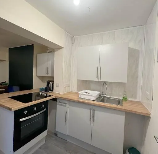 Flat 71 Апартаменти Бристоль