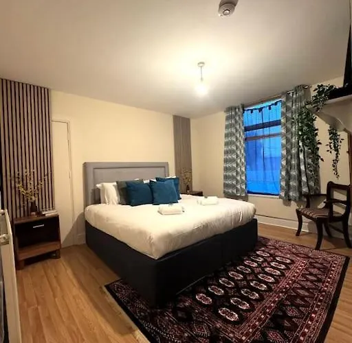 Flat 71 * Бристоль